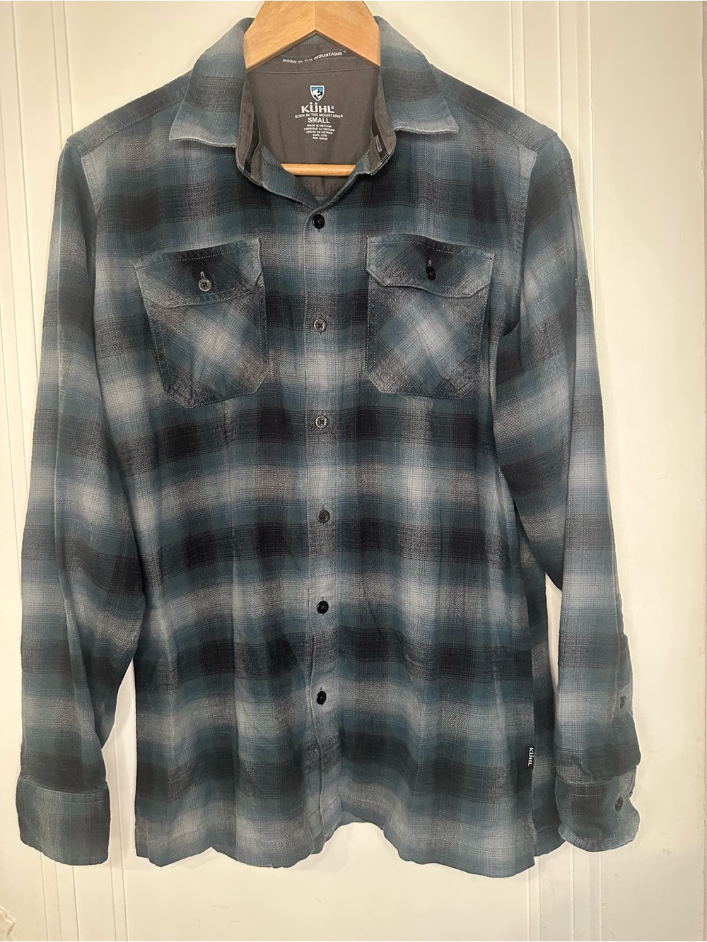 Kühl Men's Blue and Gray Plaid Button-Down Shirt